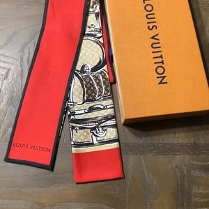 Louis Vuitton Bandeau Scarf